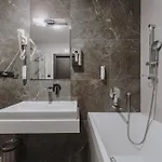 Glamour 4* Kaluža