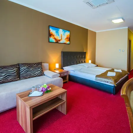 Hotel Glamour Kaluža